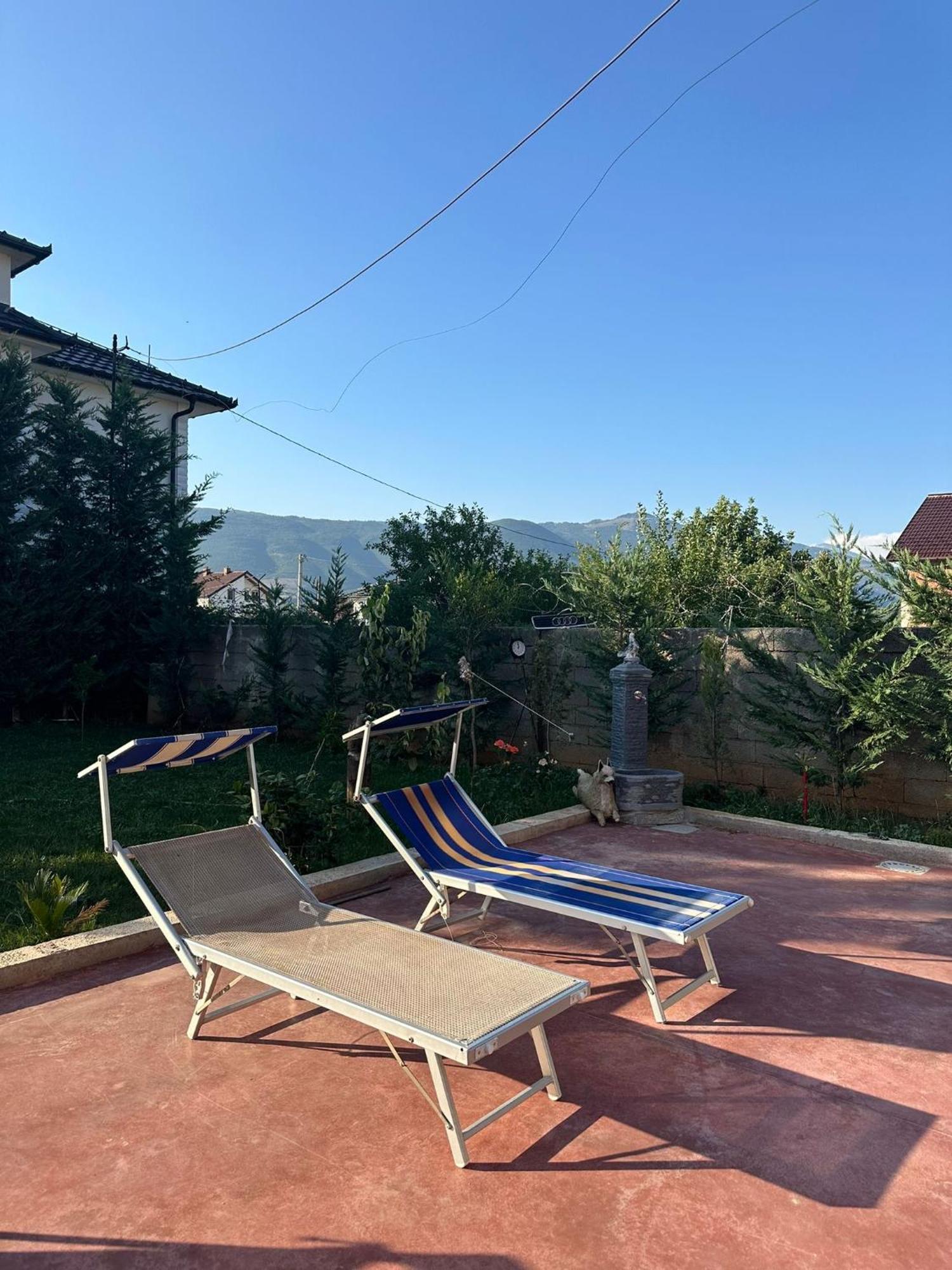 Villa Vila Laqi